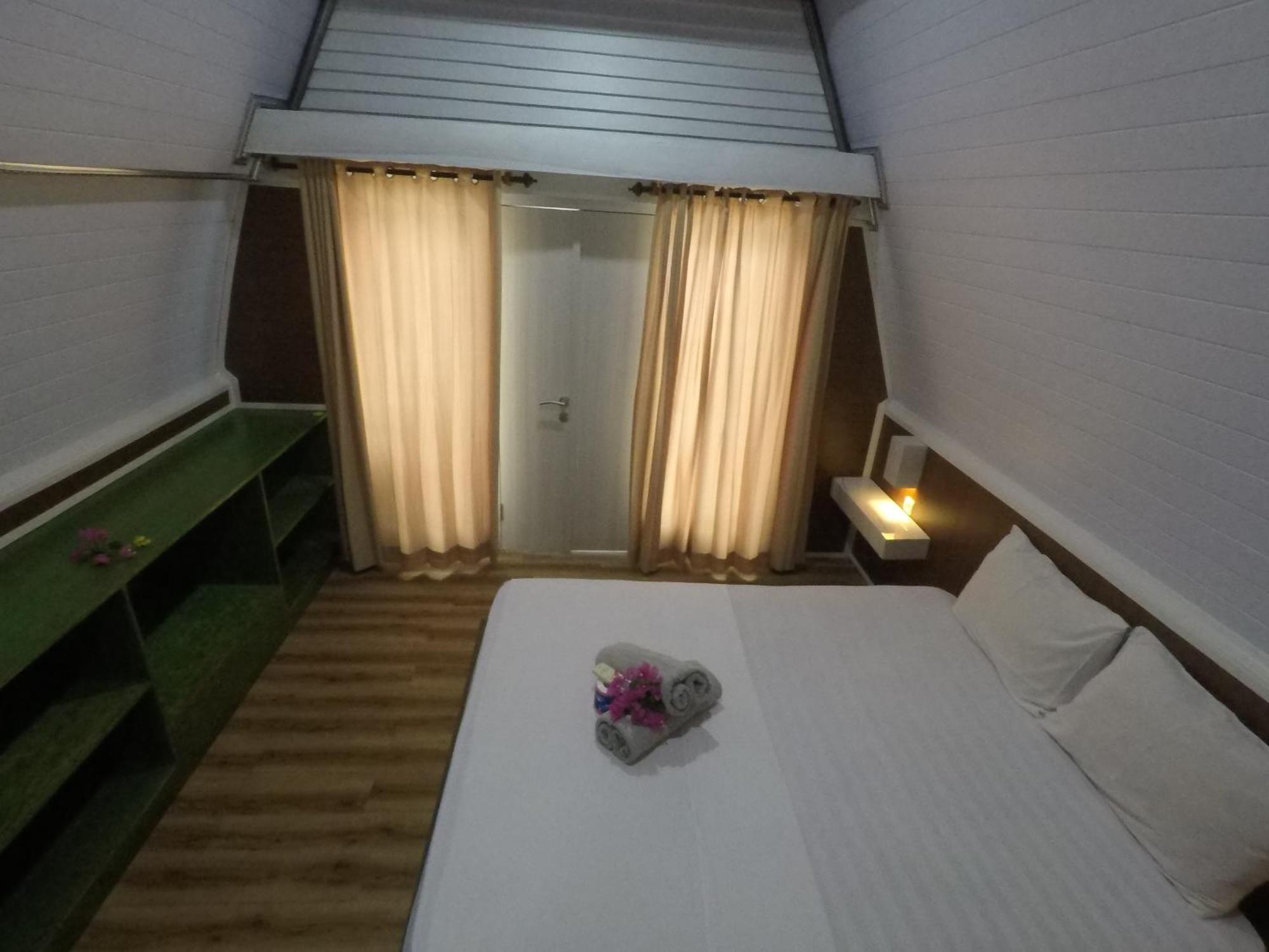 Gili Kulemba Bungalow Джили Трауанган Екстериор снимка