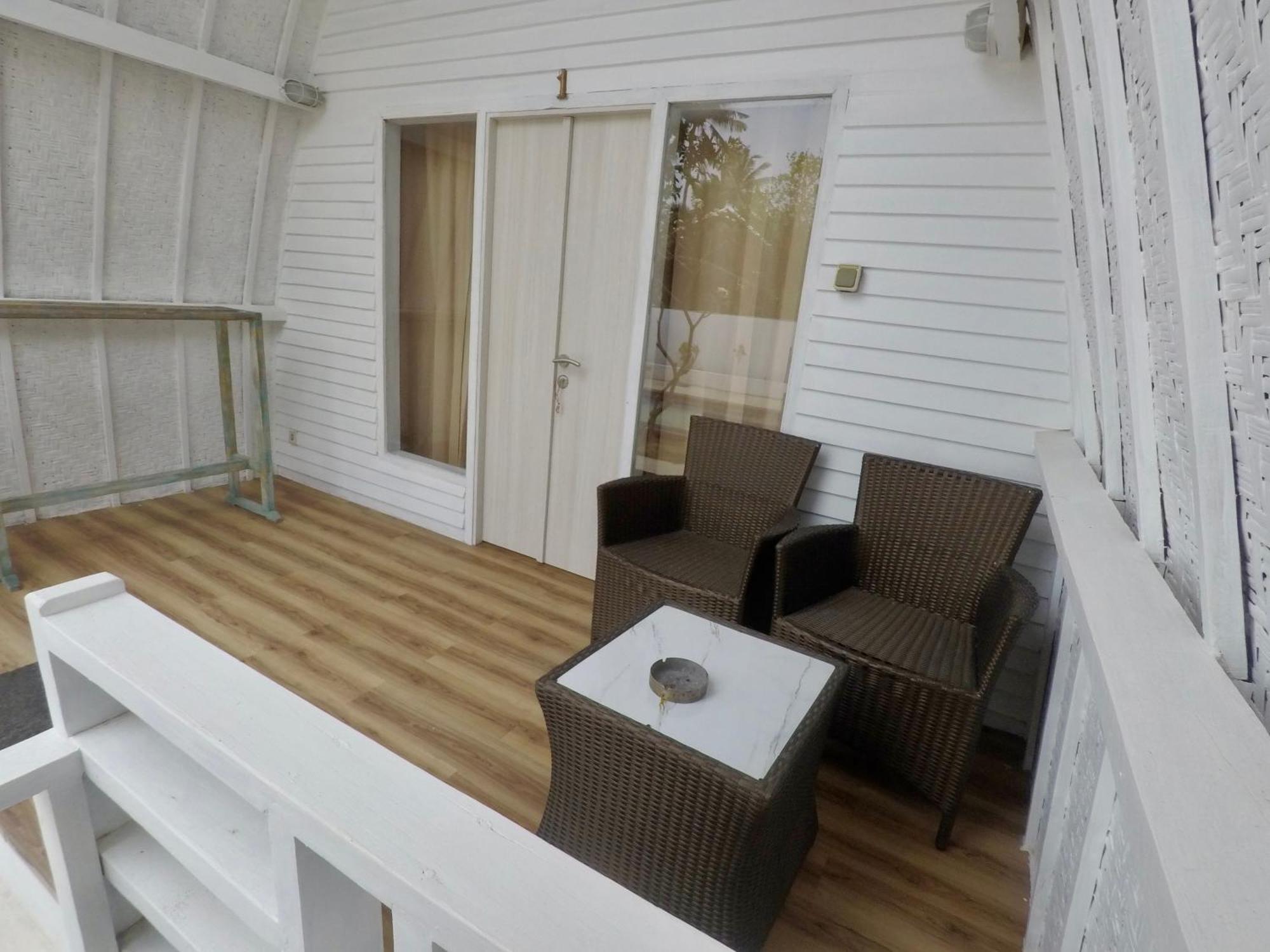 Gili Kulemba Bungalow Джили Трауанган Екстериор снимка